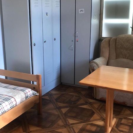 Hostel Mif Ivano Frankivsk Bagian luar foto