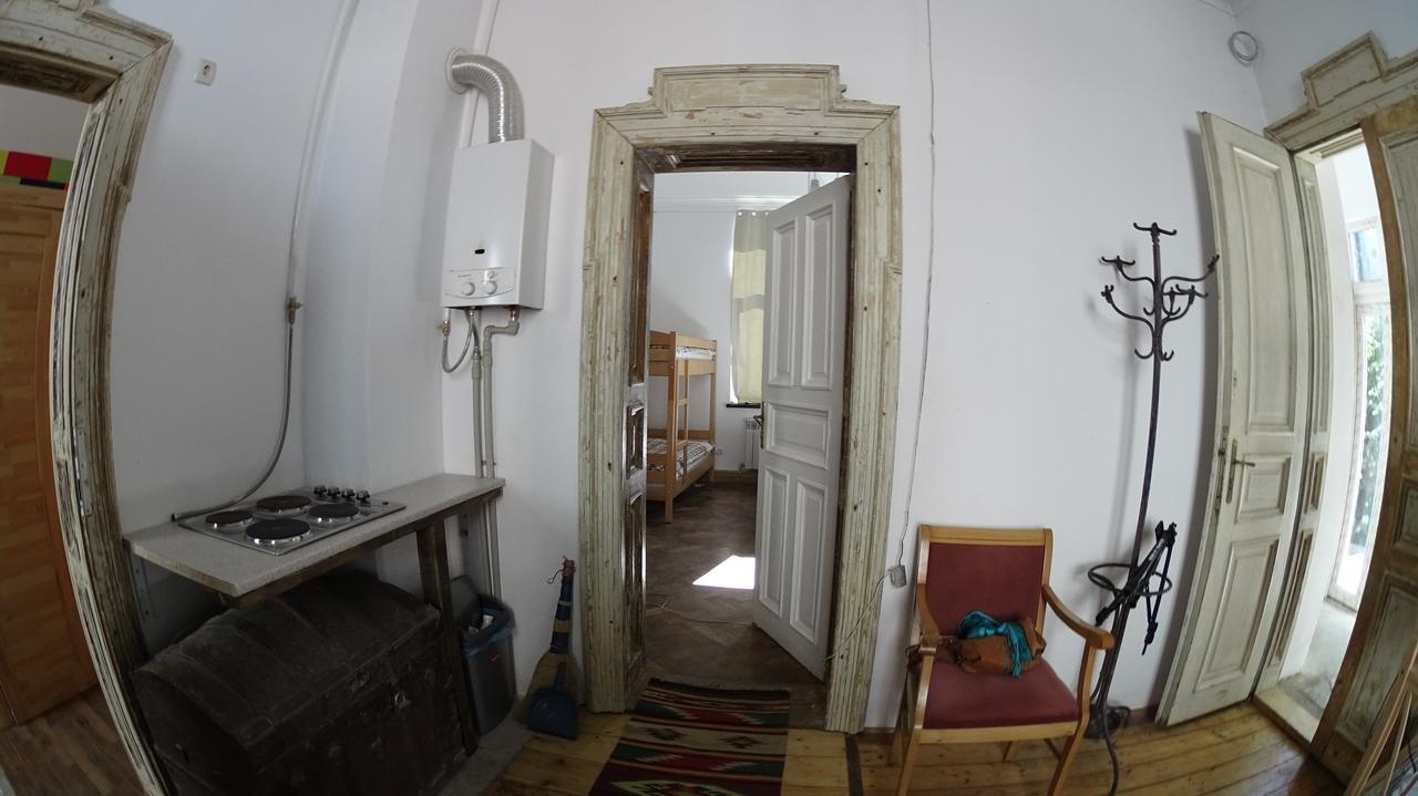 Hostel Mif Ivano Frankivsk Bagian luar foto