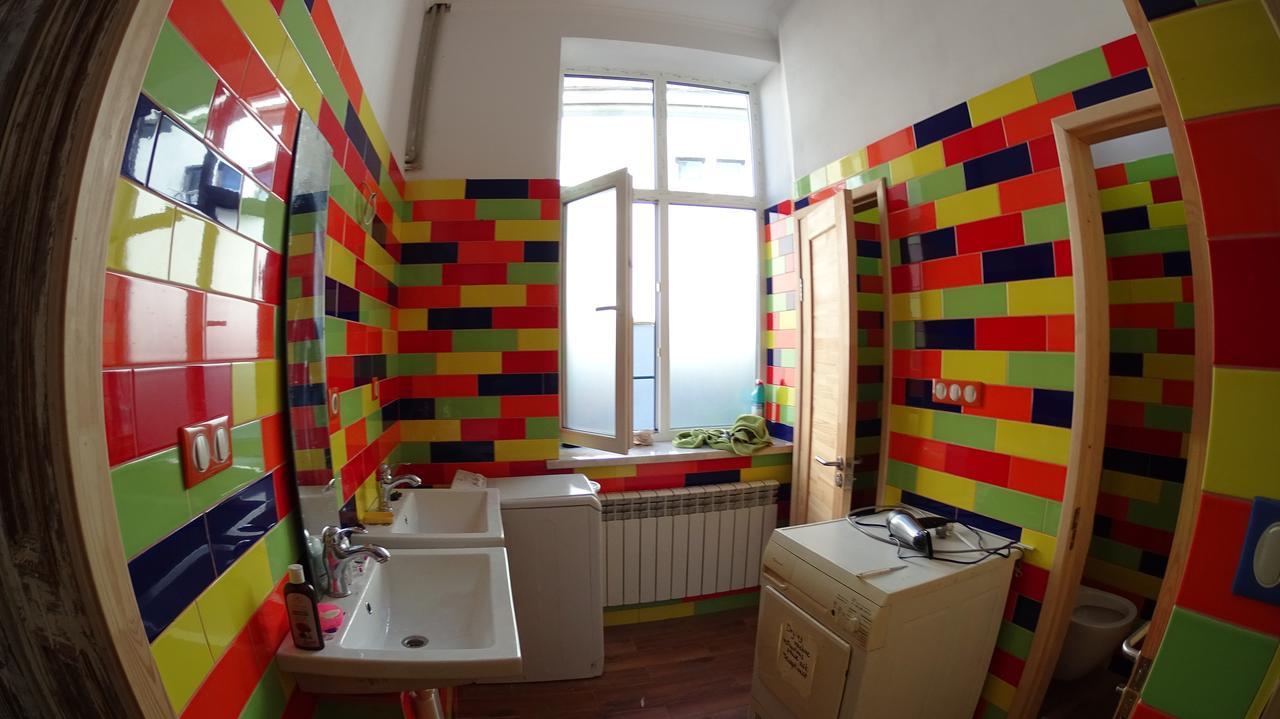 Hostel Mif Ivano Frankivsk Bagian luar foto