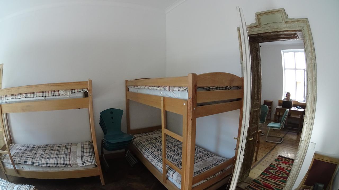 Hostel Mif Ivano Frankivsk Bagian luar foto