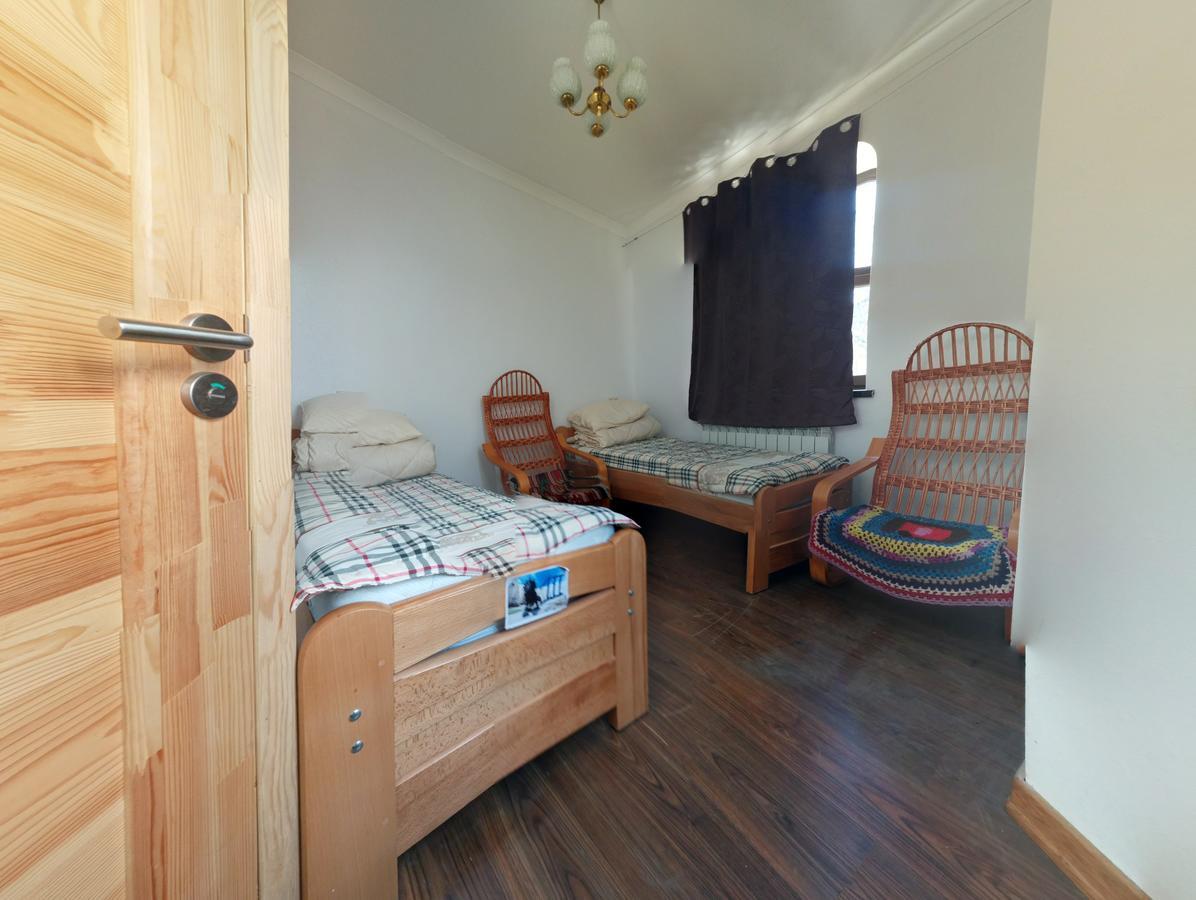Hostel Mif Ivano Frankivsk Bagian luar foto